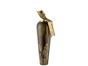 Bronz Patina Heykel Vazo – Gold Kaplama Organik Kapak
