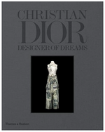 christian-dior-designer-of-dreams-dekoratif-kitap-luks-moda-sergisi-arsivi