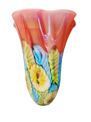 ÇİÇEKLİ KIRMIZI CAM VAZO