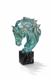 At Başı Heykeli Yeşil